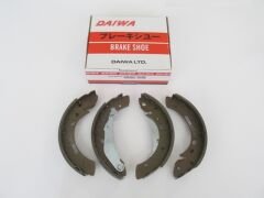 TOYOTA AVENSIS- 98/00; ARKA FREN PABUCU (114,3X35) (DAIWA) 449505020