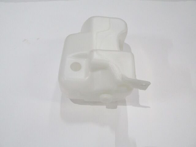AUDI A3- 97/03; ÖN CAM SU BİDONU/DEPOSU MOTORSUZ (TW) 1J0955453P
