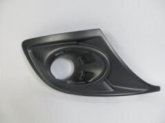 RENAULT MEGANE- 3- HB- 12/13; SİS LAMBA KAPAĞI SAĞ SİYAH (SİS DELİKLİ) (TW) 620727820R