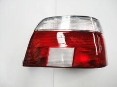 BMW 5 SERI- E39- 96/00; STOP LAMBASI SAĞ KIRMIZI/BEYAZ (DUYSUZ) (FAMELLA) 63212496298