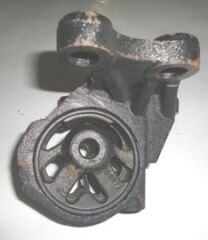 MAZDA 626- SD/HB- 98/01; ŞANZUMAN TAKOZU SOL OTOMATİK (TENACITY) KB31-39-070