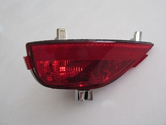 DACIA SANDERO- 16/19; ARKA TAMPON REFLEKTÖRÜ SOL KIRMIZI (MARS) 265854470R