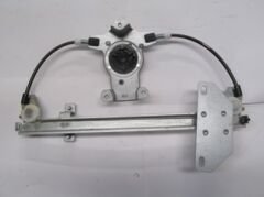 NISSAN QASHQAI- J10- 07/09; ARKA CAM KRİKOSU SAĞ ELEKTRİKLİ/MOTORSUZ (5 KİŞİLİK) (TW) 82700-JD400