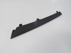 BMW 3 SERI- E90- 09/11; ÖN TAMPON PANJURU ÜST BANDI SOL (TW) 51117198899