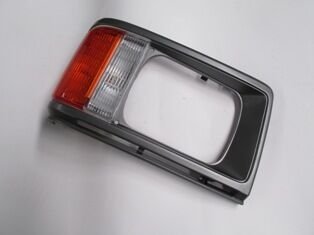 MAZDA E2200- MİNİBÜS- 93/95; FAR ÇERÇEVELİ SİNYAL SAĞ (TYG) 8BS6-51-060
