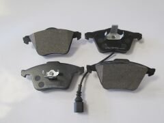 AUDI A3- 04/05; ÖN FREN BALATASI 1,6/2,0TFSI(1KABLOLU)(DİSK)(155,2X72,7X19,3/15;6,4X73X19,3)(BRAMAX) 1K0698151B