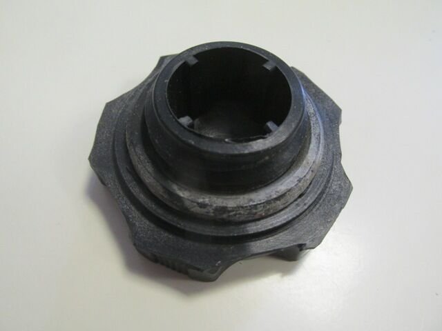 TOYOTA COROLLA- AE92- 88/92; MOTOR YAĞ KAPAĞI 1.6 12180-15011