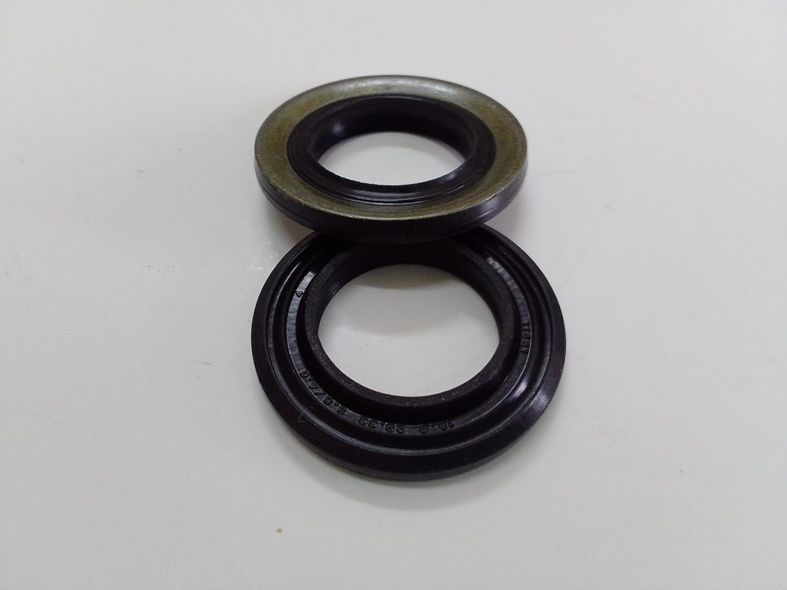 18.6X29.66X3.6/4.6 JCB JOYSTICK KEÇESİ