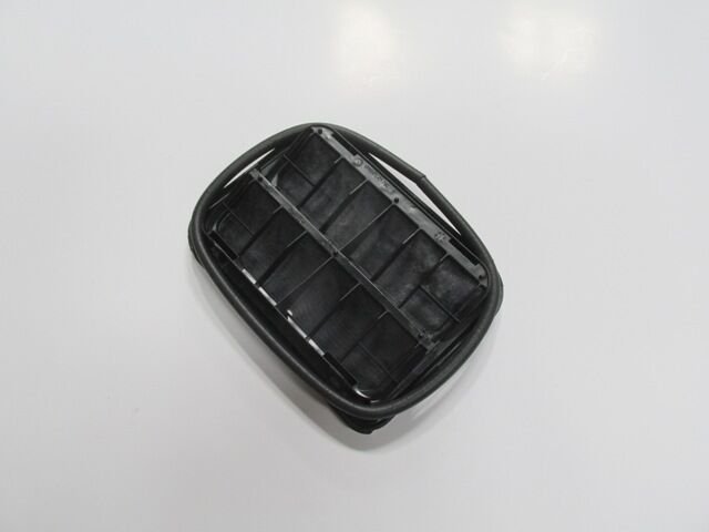 RENAULT FLUENCE- 09/16; BAGAJ HAVALANDIRMA PLASTİĞİ 7700838358