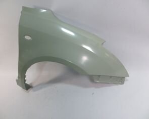 SUZUKI SWIFT- 05/07; ÖN ÇAMURLUK DELİKLİ SAĞ (GRİ BOYALI) (SIMYI) 57611-63J01