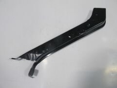 NISSAN JUKE- 11/19; ÖN PANEL YAN PARÇA SAĞ ÜST (TYG) 62520-1KA0A