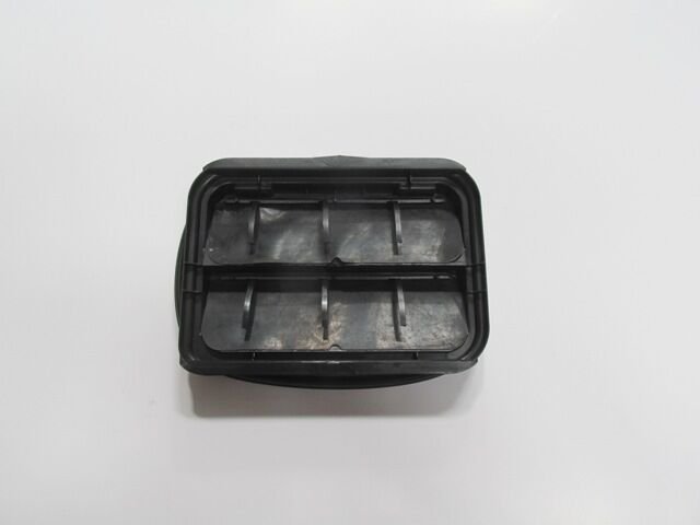 RENAULT MEGANE- 1- 98/99; BAGAJ HAVALANDIRMA PLASTİĞİ 7700838358
