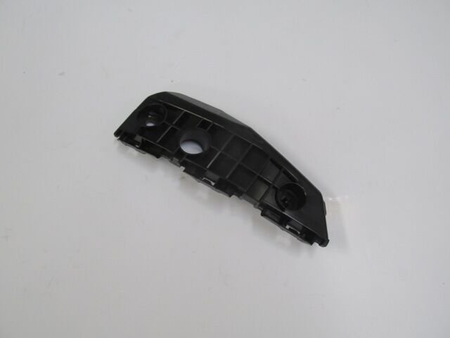 TOYOTA AURIS- 11/12; ÖN TAMPON İÇ BAĞLANTI BRAKETİ SAĞ PLASTİK (EAGLE BODY) 52535-02040