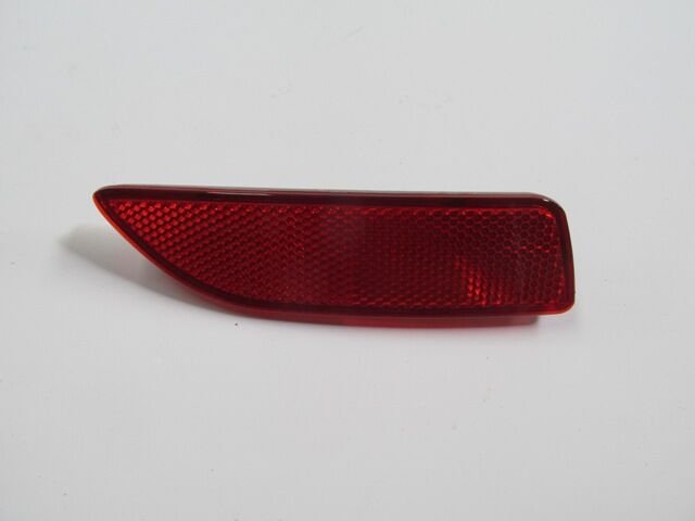 TOYOTA COROLLA- E150- 10/13; ARKA TAMPON REFLEKTÖRÜ SAĞ KIRMIZI 81910-02230
