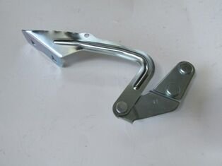 FORD FOCUS- SD/HB- 08/11; KAPUT MENTEŞESİ SAĞ (TYG) 4M51 16800 AB