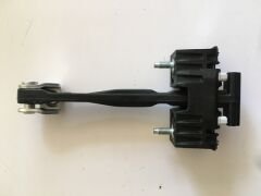 OPEL INSIGNIA- 09/17; ARKA KAPI DURDURUCUSU SAĞ/SOL AYNI (ADET) (KAPI GERGİSİ) 13229108