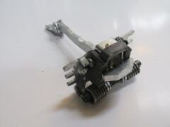 RENAULT LAGUNA- 99/01; ARKA KAPI DURDURUCUSU SAĞ/SOL AYNI (ADET) (KAPI GERGİSİ) 7700826555
