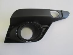RENAULT SYMBOL- 17/21; SİS LAMBA KAPAĞI SAĞ (SİS DELİKLİ) 261A23101R