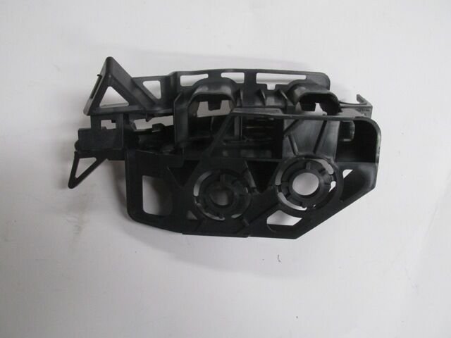 PEUGEOT 308- 11/13; ÖN TAMPON BRAKETİ SAĞ (PLASTİK) (LM) 7120.PW