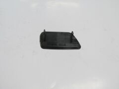 BMW 5 SERI- E60- 04/07; FAR YIKAMA FISKİYE KAPAĞI SOL SİYAH (TW) 51117111741