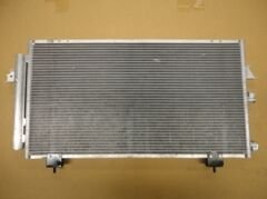 (YENİ ÜRÜN!!!)TOYOTA RAV4- 06/12; KLİMA RADYATÖRÜ 2.0 (BRAZING) (710x405x16) ALÜMİNYUM (ORİS) 88460-42100