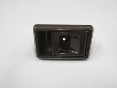 TOYOTA HILUX- PICK UP LN85- 89/97; ÖN/ARKA KAPI İÇ AÇMA KOLU SAĞ KAHVE (HUSHAN) 69205-04010-B