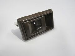 TOYOTA HILUX- PICK UP LN85- 89/97; ÖN/ARKA KAPI İÇ AÇMA KOLU SOL KAHVE (HUSHAN) 69206-04010-B