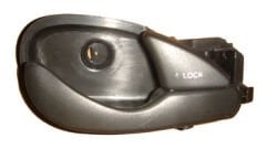 FORD FOCUS- SD/HB- 02/05; ÖN KAPI İÇ AÇMA KOLU SAĞ (PÜTÜRLÜ SİYAH) (HUSHAN) XS41A22600AJ