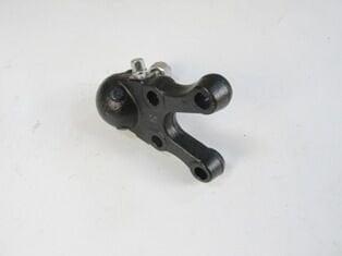 MITSUBISHI L200- PICK UP- 99/05; ALT ROTİL SOL (4X4) (SH) MB831037