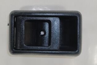 TOYOTA HILUX- PICK UP LN85- 89/97; ÖN/ARKA KAPI İÇ AÇMA KOLU SAĞ KOYU LACİVERT (HUSHAN) 69205-10040