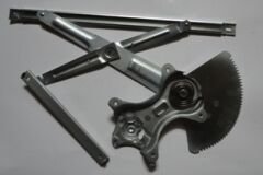 TOYOTA RAV4- 01/04; ÖN CAM KRİKOSU SAĞ ELEKTRİKLİ/MOTORSUZ (HUSHAN) 69801-42050