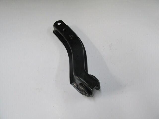 OPEL CORSA- B- 93/96; ÖN ALT TABLA SOL ROTİLSİZ/BURÇLU (SALINCAK) (SH) 352181