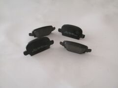 OPEL CORSA- C- 00/03; ARKA FREN BALATASI 1,4cc (DİSK)(95,5X43,9X13,8)(BRAMAX) 93176117