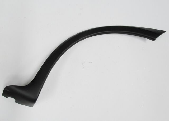 OPEL CORSA- C- 04/06; ARKA ÇAMURLUK AĞZI PLASTİĞİ SOL SİYAH (3 KAPI) (KLİPSLERİ İLE BİRLİKTE )(TYG) 9227305