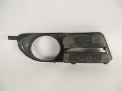 TOYOTA COROLLA- ZZE121- 05/06; SİS LAMBA KAPAĞI SOL YUVARLAK DELİKLİ (EURO BODY) 52128-02170