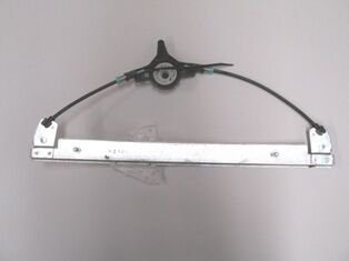 MAZDA 2- HB- 08/14; ARKA CAM KRİKOSU SAĞ ELEKTRİKLİ (TW) D651-72-590A