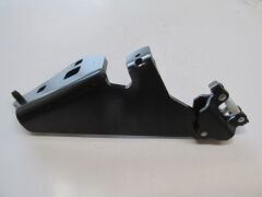 RENAULT KANGOO- 3- 08/13; SÜRGÜLÜ KAPI ALT RAY BAĞLANTISI SAĞ 8200497645
