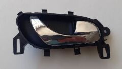 NISSAN QASHQAI- J11- 14/21; ÖN KAPI İÇ AÇMA KOLU SAĞ NİKELAJLI 80670-4EA0B