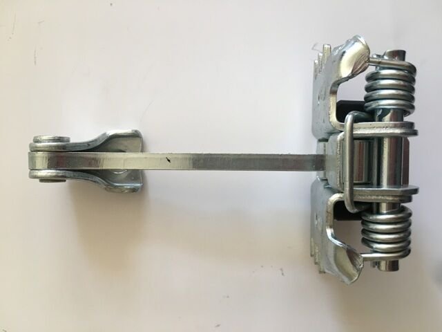 RENAULT LAGUNA- 02/05; ÖN KAPI DURDURUCUSU SAĞ/SOL AYNI (ADET) (KAPI GERGİSİ) 8200385349