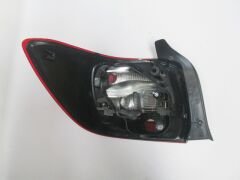 RENAULT SYMBOL- 13/16; STOP LAMBASI SAĞ KIRMIZI/BEYAZ (MARS) 265501454R