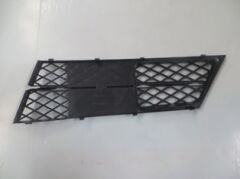 BMW 5 SERI- E60- 07/10; ÖN TAMPON PANJURU SAĞ SİYAH (TW) 51117178098