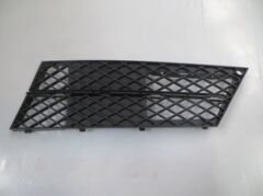 BMW 5 SERI- E60- 07/10; ÖN TAMPON PANJURU SOL SİYAH (TW) 51117178097