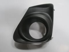 TOYOTA COROLLA- E150- 10/13; SİS LAMBA KAPAĞI SOL SİS DELİKLİ (CASP) 81482-12130