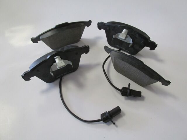 AUDI A6- 05/09; ÖN FREN BALATASI 2,0TDI/2,7TDI(2KABLOLU(DİSK)(155.2x72.7x19.3/15;6.4x73x19.3(BRAMAX) 8E0698151C