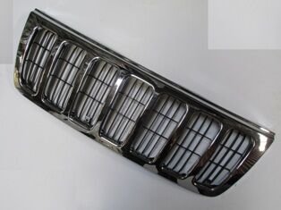 JEEP CHEROKEE- GRAND- 99/03; ÖN PANJUR NİKELAJLI (İÇ IZGARASIYLA BİRLİKTE/VİDALI TİP) (TYG) 55155921AB