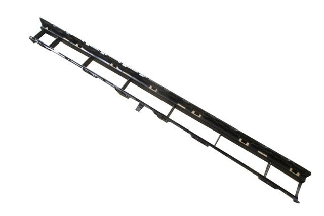 AUDI A3- SB- 16/20; ÖN TAMPON PANJURU SİYAH (TW) 8V3807647B9B9
