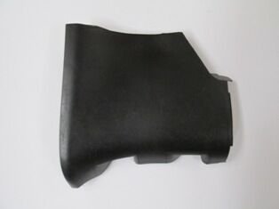 AUDI A6- 98/01; MARŞPİYEL PLASTİĞİ UÇ PARÇA SAĞ SİYAH (BFN) 4B0853580