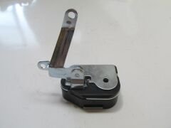 RENAULT MASTER- 2- 04/10; SÜRGÜLÜ KAPI KİLİDİ SAĞ 7700351343