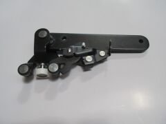 FIAT DOBLO- 11/15; SÜRGÜLÜ KAPI ALT RAY BAĞLANTISI SAĞ 52062453