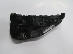TOYOTA HILUX- PICK UP- 15/19; ÖN TAMPON BRAKETİ SAĞ PLASTİK (TW) 52115-0K180